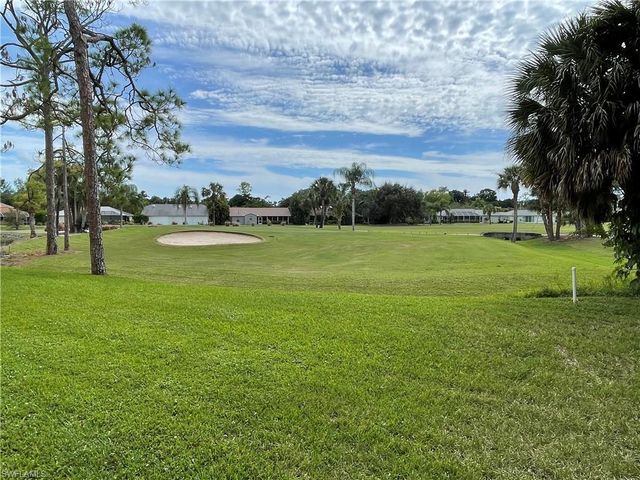 1070 Woodshire LN E204, Naples, FL 34105