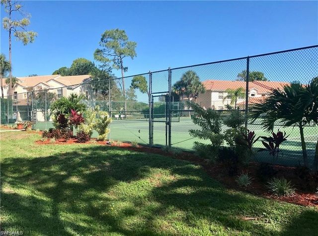 1070 Woodshire LN E204, Naples, FL 34105