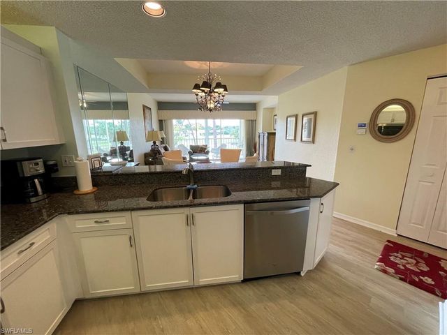 1070 Woodshire LN E204, Naples, FL 34105