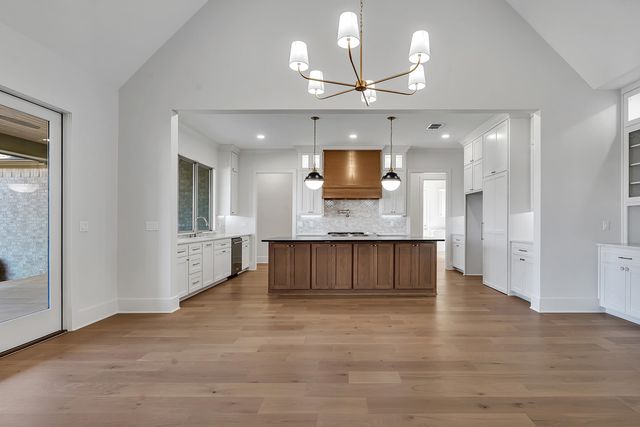 120 Ella Kate Dr, Longview, TX 75605