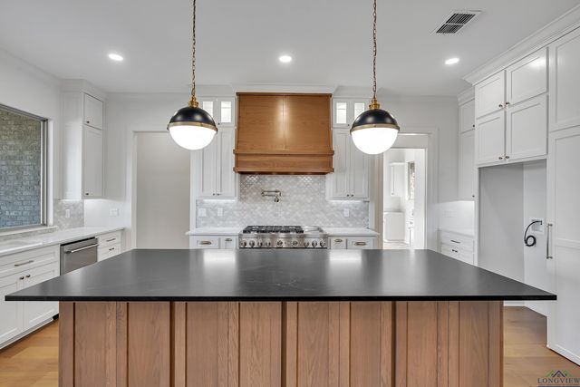 120 Ella Kate Dr, Longview, TX 75605