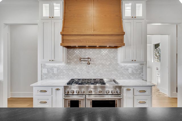 120 Ella Kate Dr, Longview, TX 75605