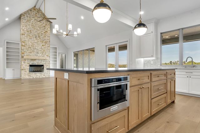 120 Ella Kate Dr, Longview, TX 75605