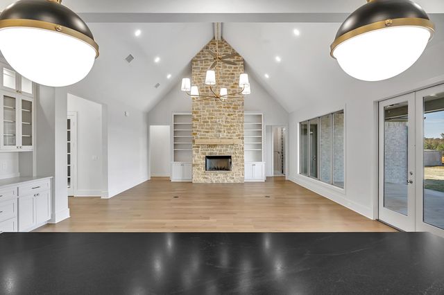 120 Ella Kate Dr, Longview, TX 75605