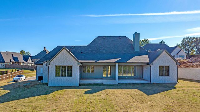 120 Ella Kate Dr, Longview, TX 75605