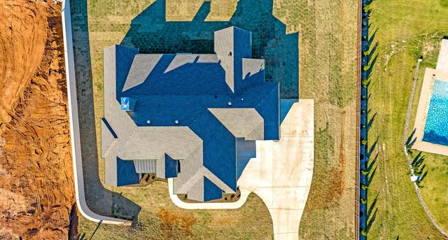 120 Ella Kate Dr, Longview, TX 75605