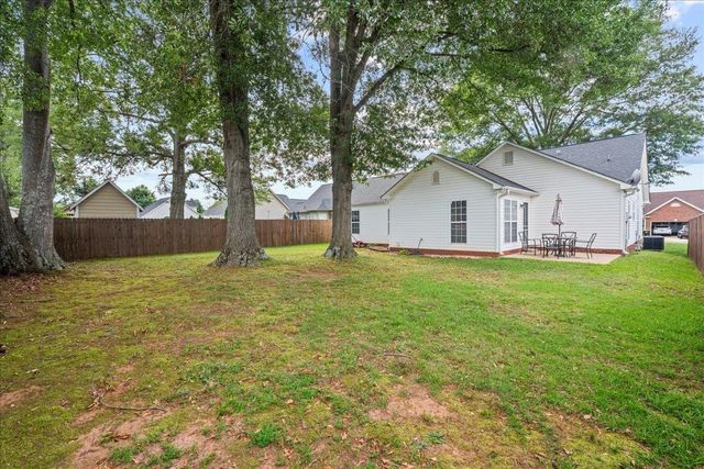 739 Running Creek Lane, Boiling Springs, SC 29316