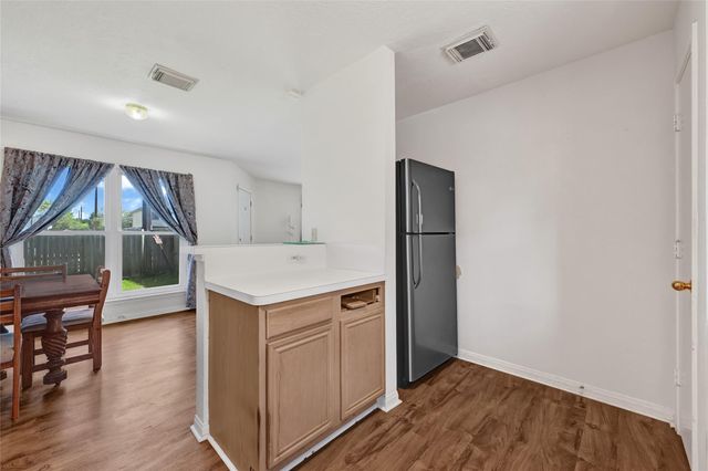 5216 Rockwood Drive, Rosenberg, TX 77471