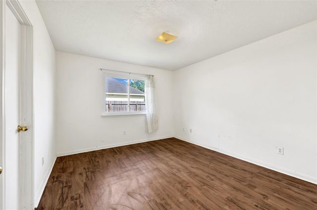 5216 Rockwood Drive, Rosenberg, TX 77471