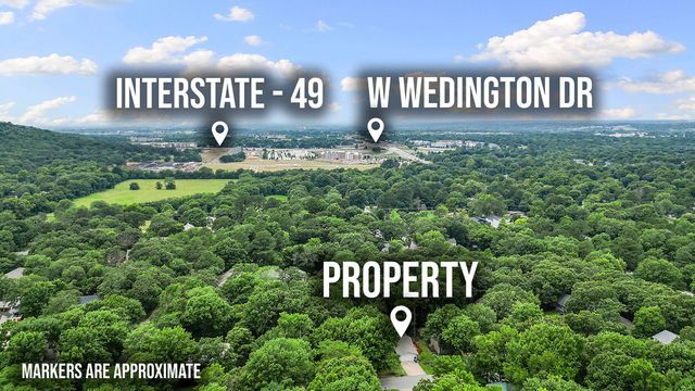 755 N Cedarwood Avenue, Fayetteville, AR 72701