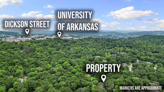 755 N Cedarwood Avenue, Fayetteville, AR 72701