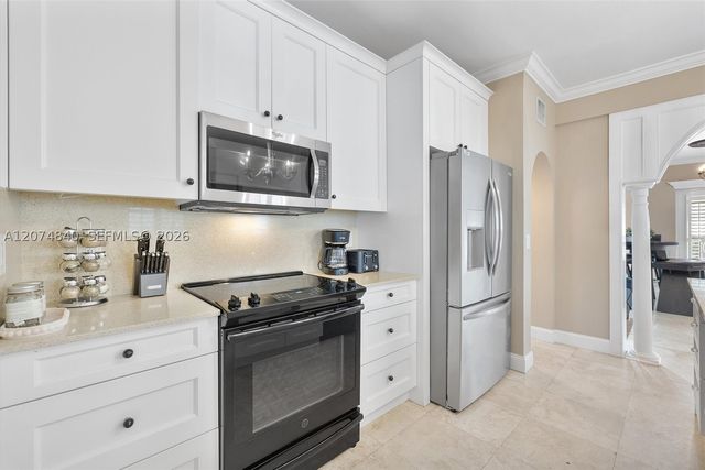 312 Fillmore St, Hollywood, FL 33019
