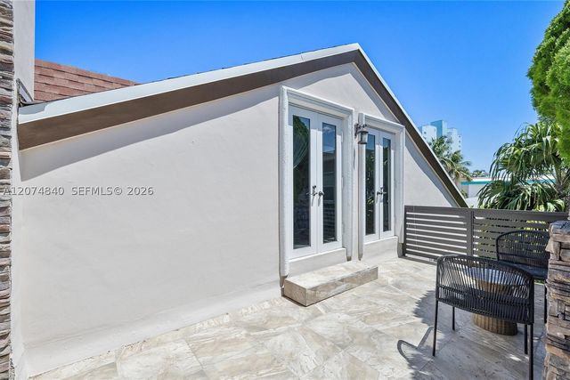 312 Fillmore St, Hollywood, FL 33019