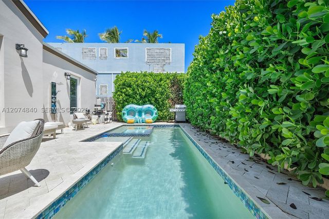 312 Fillmore St, Hollywood, FL 33019