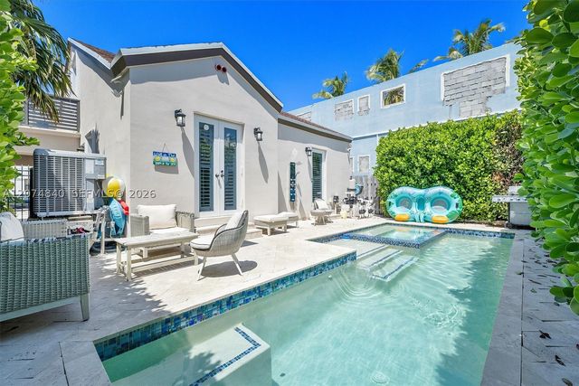 312 Fillmore St, Hollywood, FL 33019