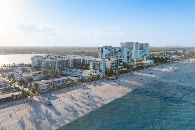 312 Fillmore St, Hollywood, FL 33019