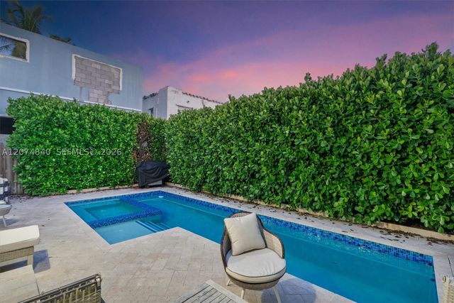 312 Fillmore St, Hollywood, FL 33019