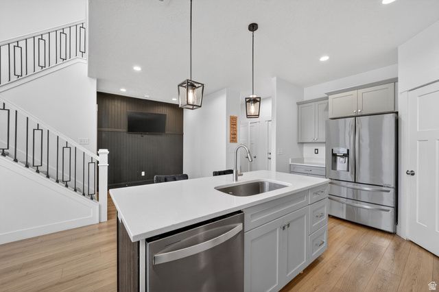 4601 W MONUMENT PEAK DR, Herriman, UT 84096