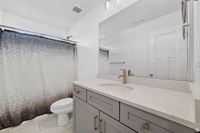 4601 W MONUMENT PEAK DR, Herriman, UT 84096