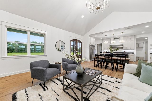 242 Private Road 2712, Mt Pleasant, TX 75455