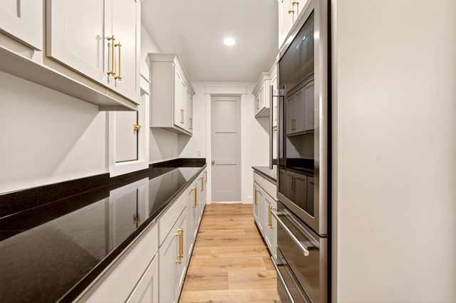 242 Private Road 2712, Mt Pleasant, TX 75455