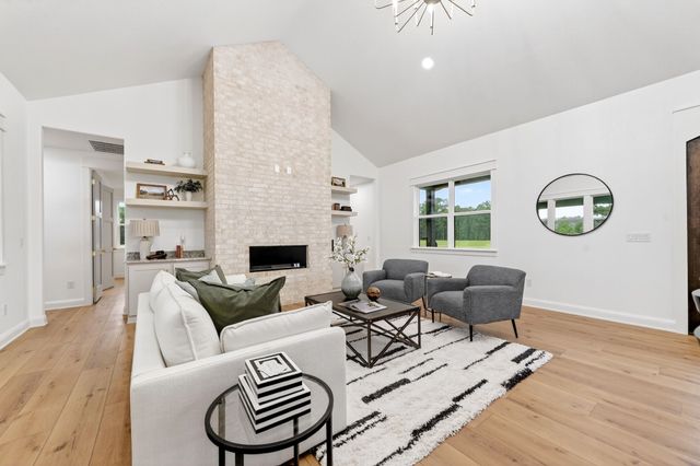 242 Private Road 2712, Mt Pleasant, TX 75455