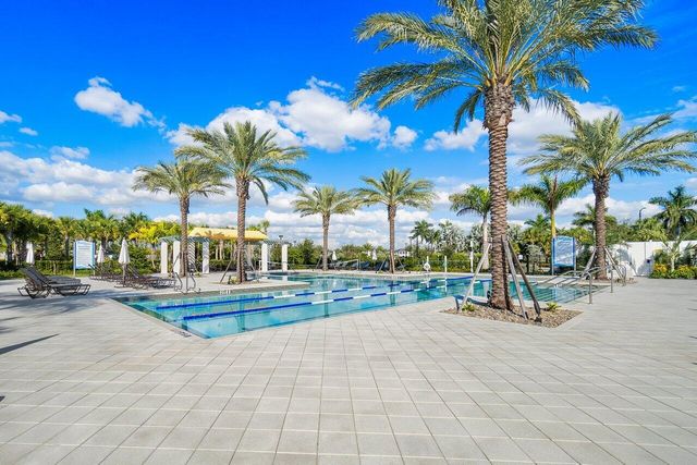 13722 Century Oak Circle, Westlake, FL 33470