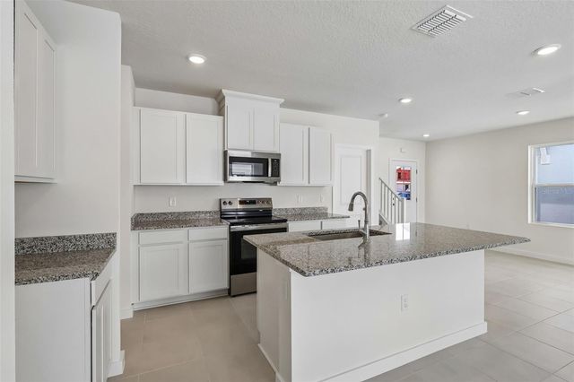 2700 MEADOW CREST DRIVE, St Cloud, FL 34773