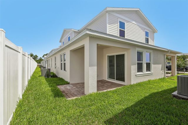 2700 MEADOW CREST DRIVE, St Cloud, FL 34773