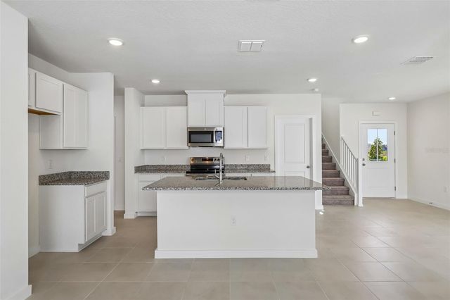 2700 MEADOW CREST DRIVE, St Cloud, FL 34773