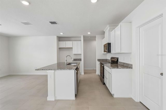 2700 MEADOW CREST DRIVE, St Cloud, FL 34773