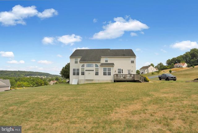 128 GREAT BEND WAY, Reading, PA 19608
