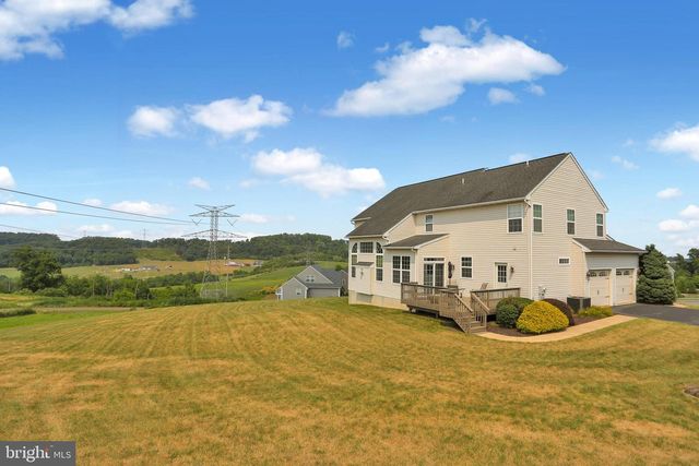 128 GREAT BEND WAY, Reading, PA 19608