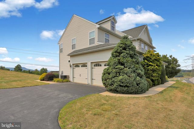 128 GREAT BEND WAY, Reading, PA 19608