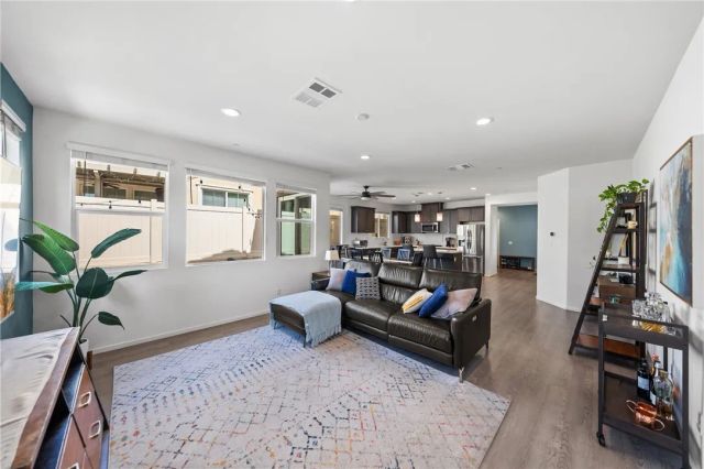 24256 White Willow, Murrieta, CA 92562