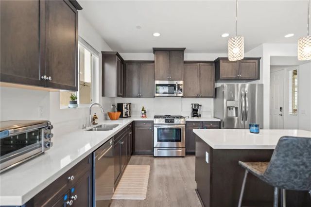 24256 White Willow, Murrieta, CA 92562