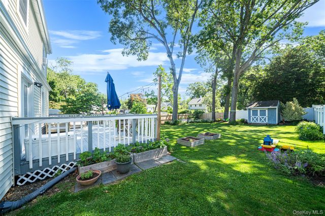 7 Spruce Drive, East Northport, NY 11731