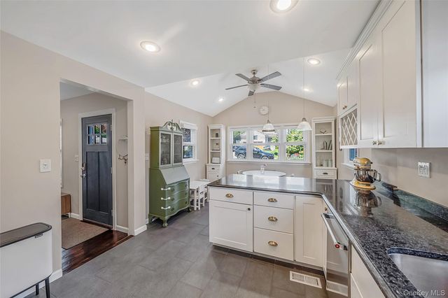 7 Spruce Drive, East Northport, NY 11731
