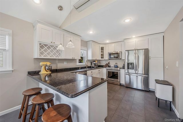 7 Spruce Drive, East Northport, NY 11731