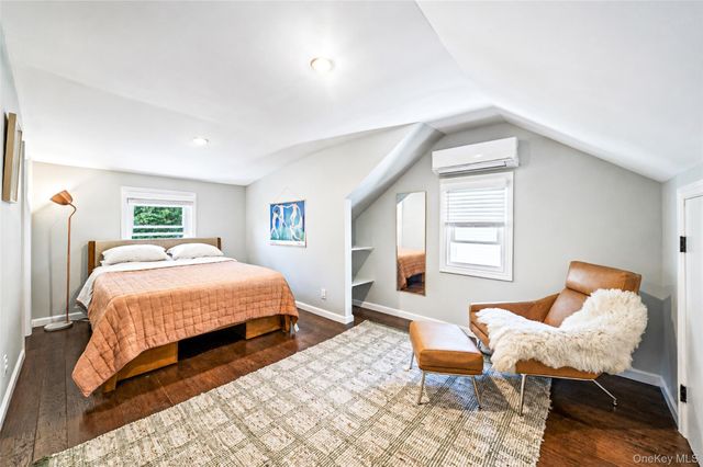 7 Spruce Drive, East Northport, NY 11731