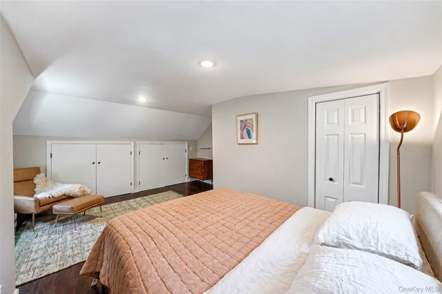 7 Spruce Drive, East Northport, NY 11731
