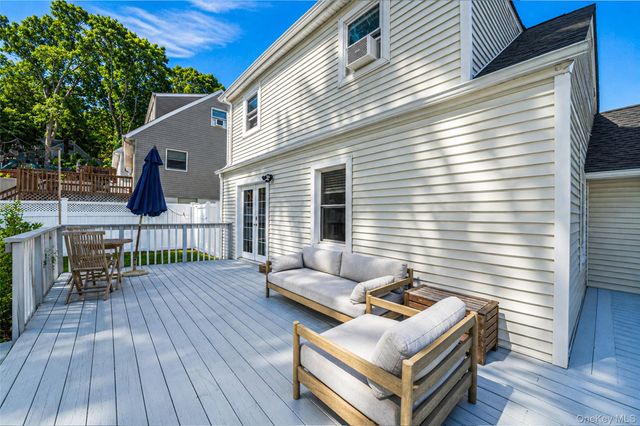 7 Spruce Drive, East Northport, NY 11731