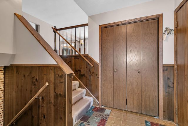 726 Hassan Street SE, Hutchinson, MN 55350