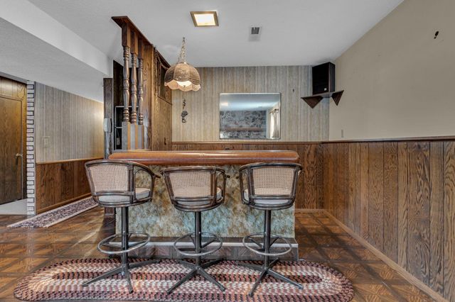 726 Hassan Street SE, Hutchinson, MN 55350