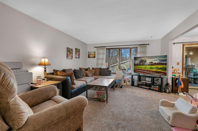 726 Hassan Street SE, Hutchinson, MN 55350