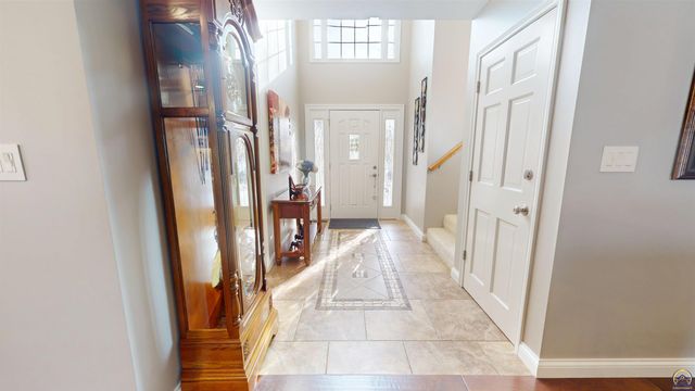 4111 SW Stone AVE, Topeka, KS 66610