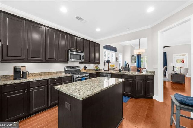 3452 Blue Spruce Court SW, Gainesville, GA 30504