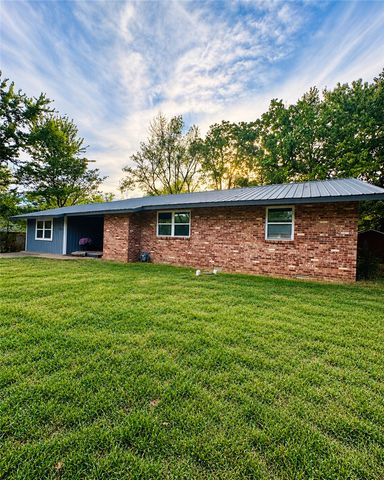 204 Kennan Street, Prairie Grove, AR 72753