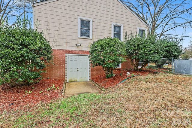 225 Valleyview Place, Salisbury, NC 28144