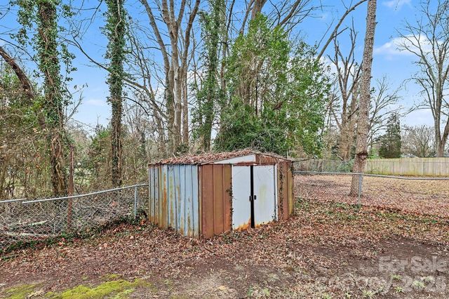 225 Valleyview Place, Salisbury, NC 28144